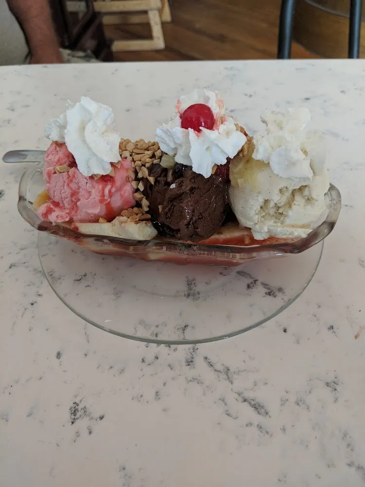Old Fashioned Banana Split